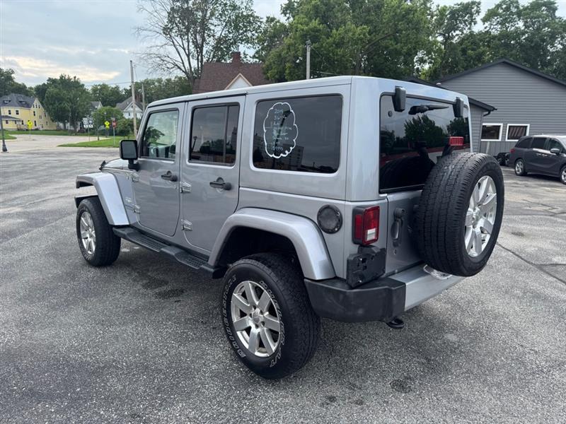 Jeep Wrangler Unlimited Sahara 4WD 2014