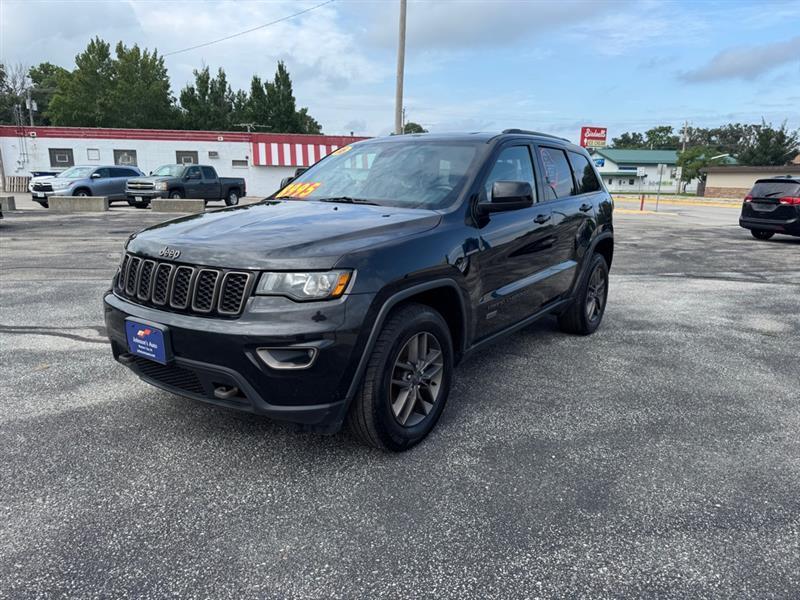 Jeep Grand Cherokee Laredo 4WD 2016