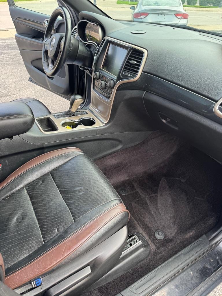 Jeep Grand Cherokee Laredo 4WD 2016