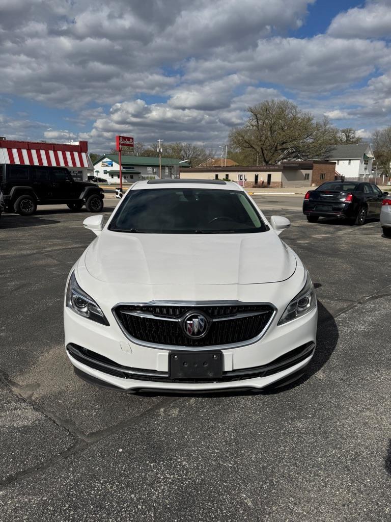 Buick LaCrosse Essence 2017