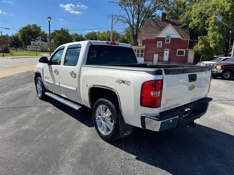 Chevrolet Silverado 1500 LTZ Crew Cab 4WD 2013