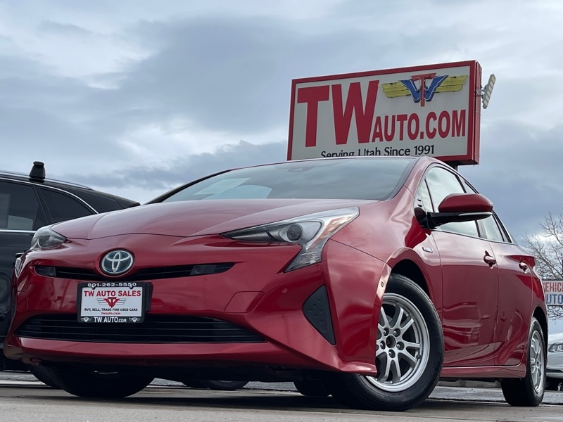 Toyota Prius Four 2016