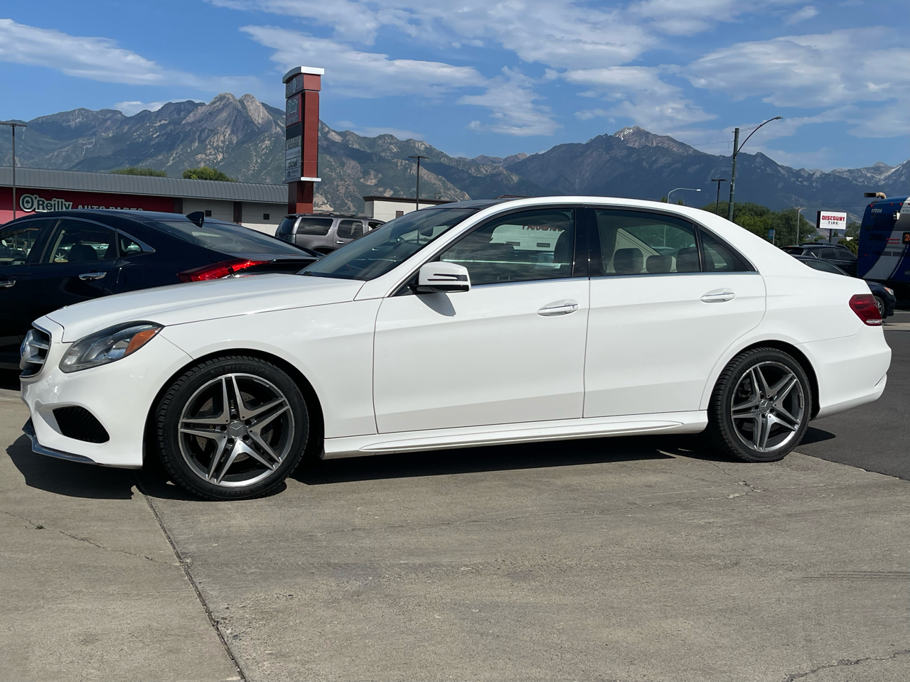Mercedes-Benz E-Class E350 4MATIC Sedan 2014