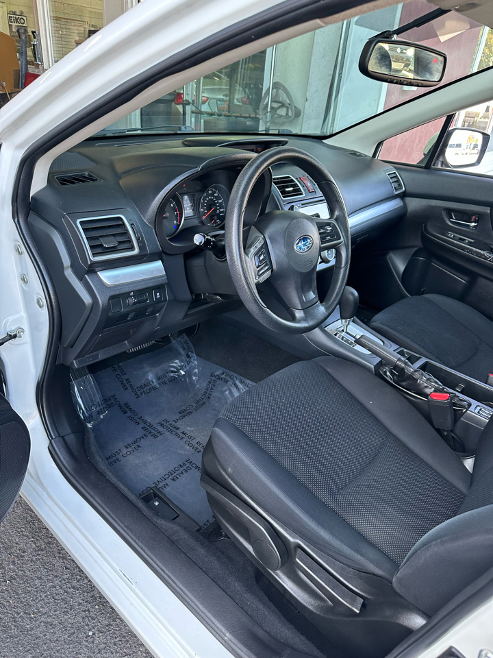 Subaru Impreza 2.0i Premium PZEV 5-Door 2015