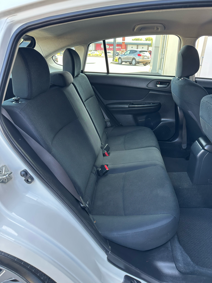 Subaru Impreza 2.0i Premium PZEV 5-Door 2015