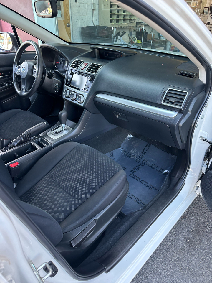 Subaru Impreza 2.0i Premium PZEV 5-Door 2015