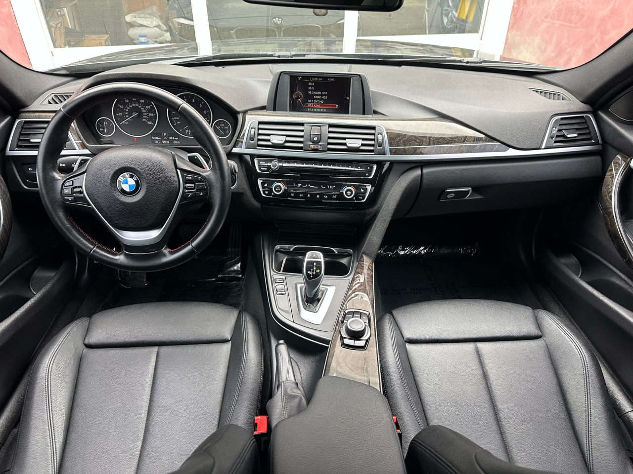 BMW 3-Series 328i xDrive Sedan 2016