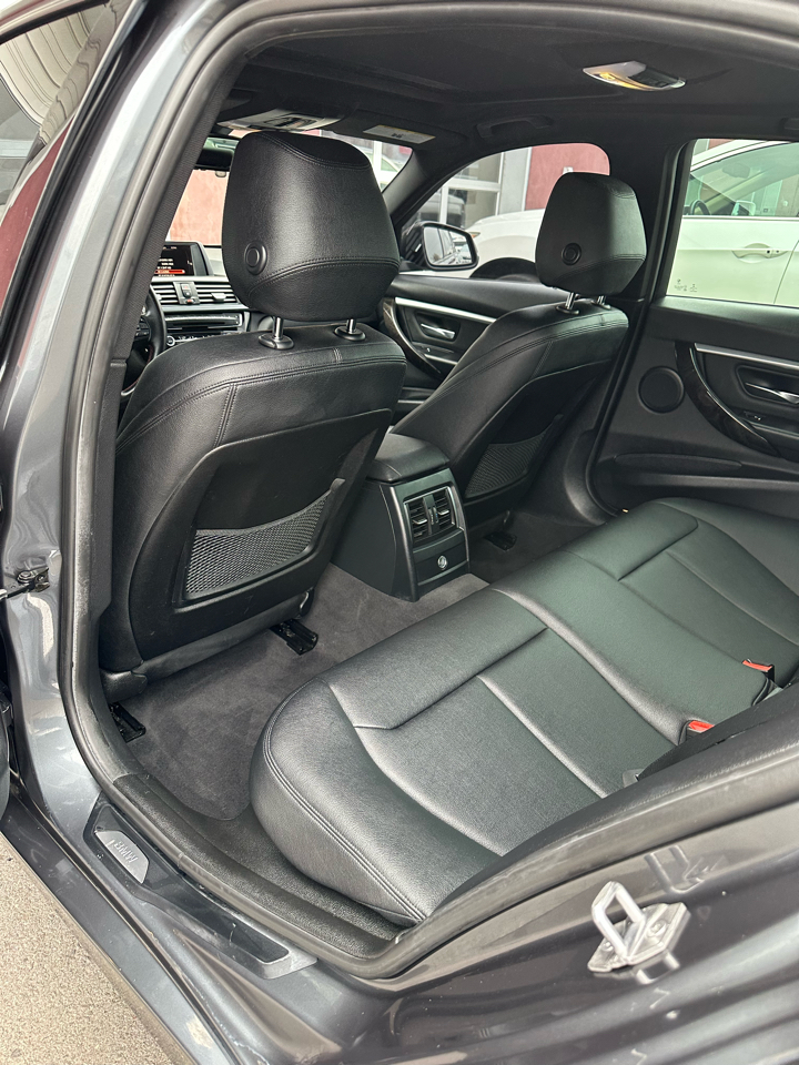 BMW 3-Series 328i xDrive Sedan 2016