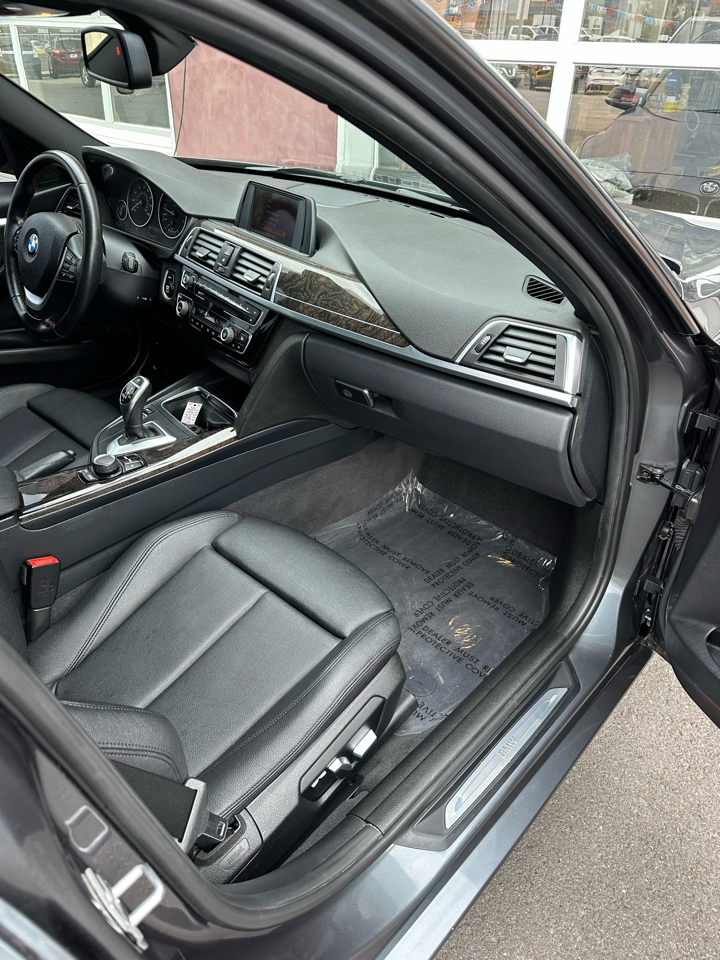 BMW 3-Series 328i xDrive Sedan 2016