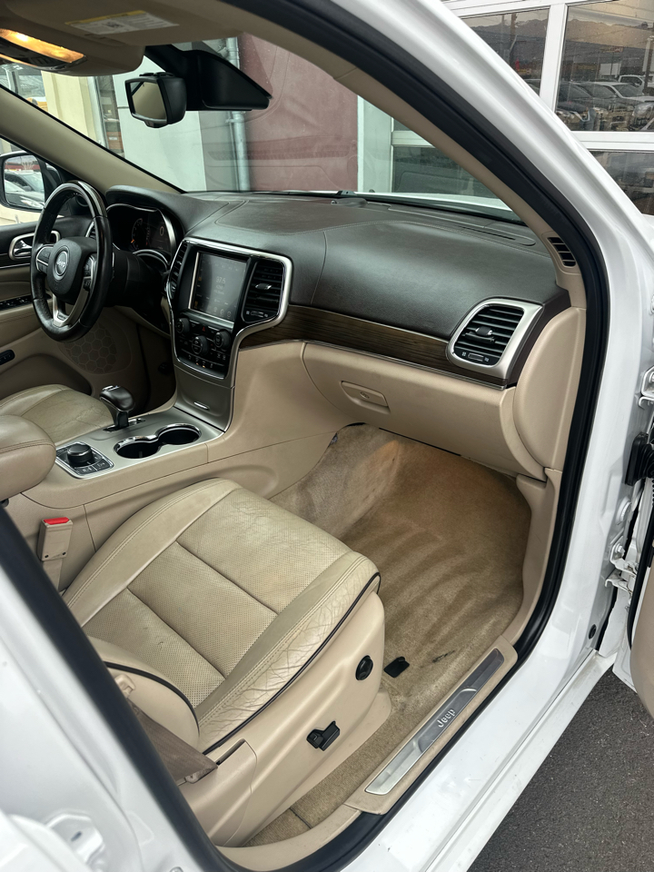 Jeep Grand Cherokee Overland 4WD 2015