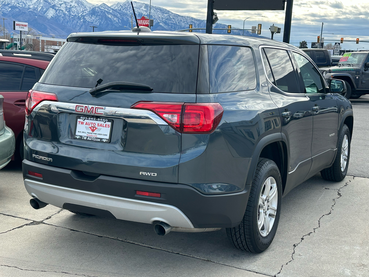 GMC Acadia SLE-1 AWD 2019