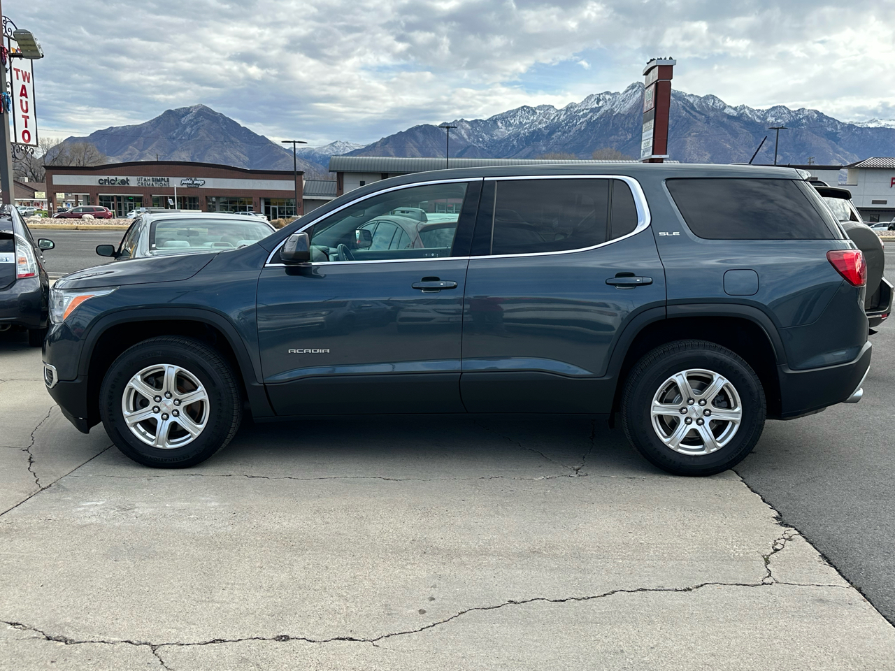 GMC Acadia SLE-1 AWD 2019