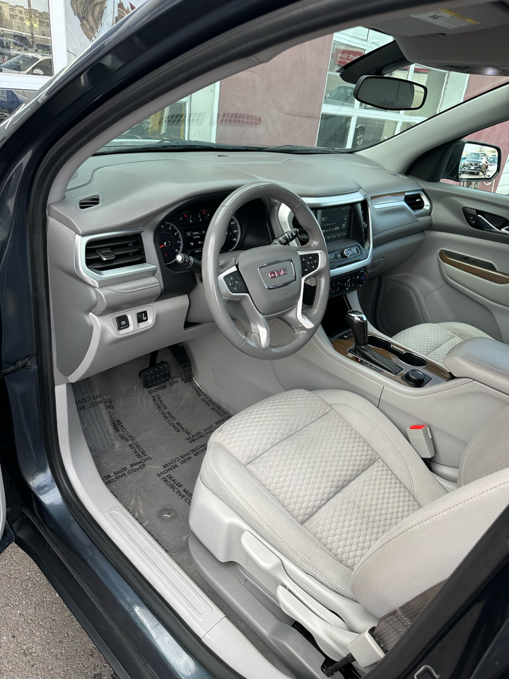 GMC Acadia SLE-1 AWD 2019