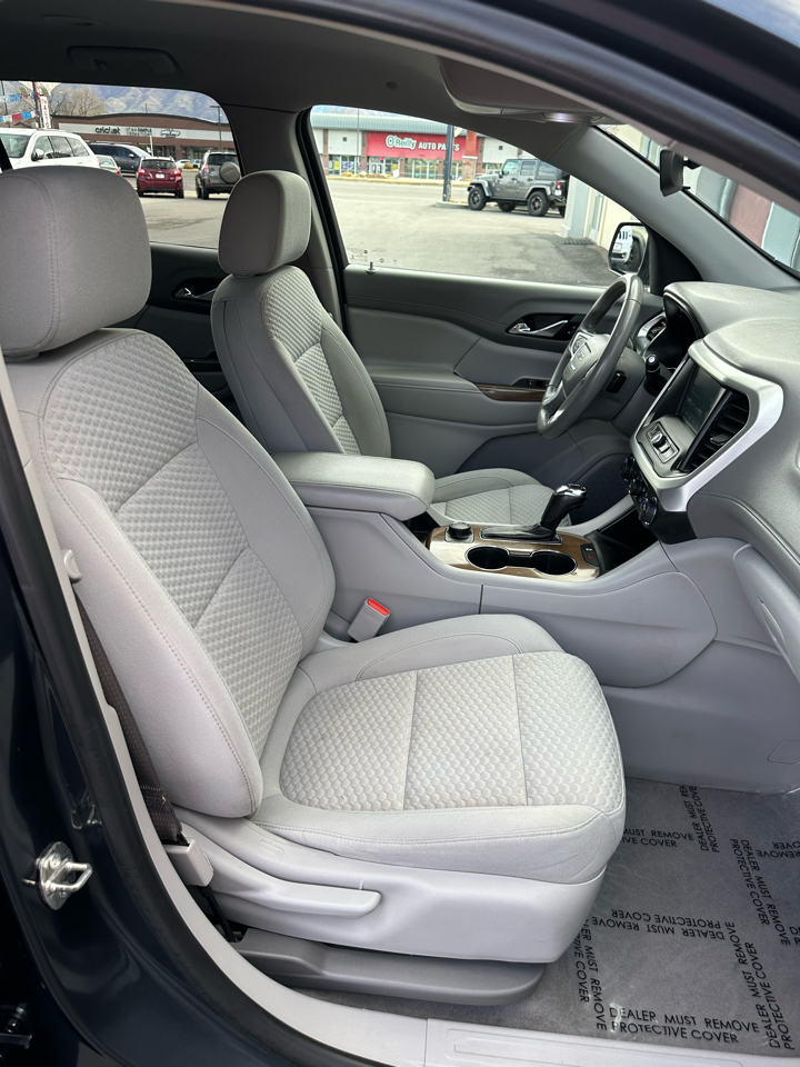 GMC Acadia SLE-1 AWD 2019