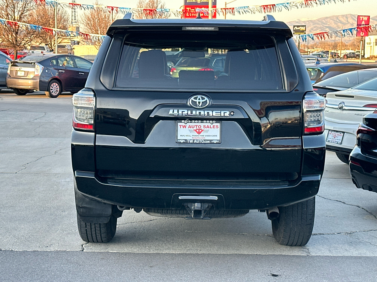Toyota 4Runner SR5 4WD 2014