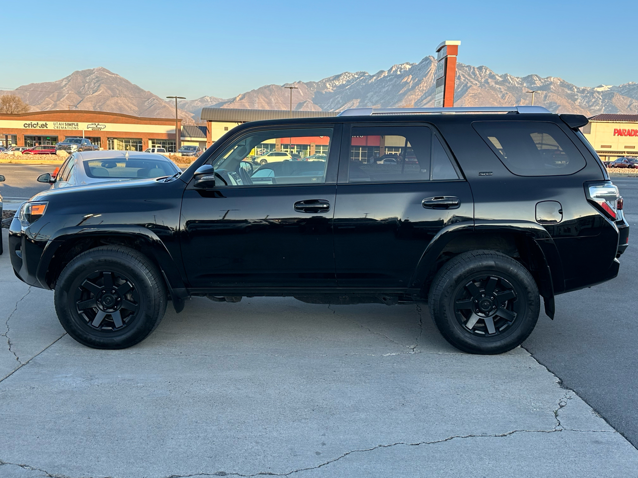 Toyota 4Runner SR5 4WD 2014