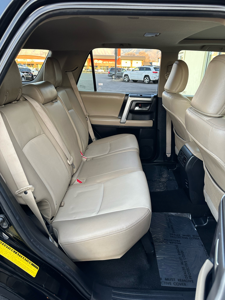 Toyota 4Runner SR5 4WD 2014