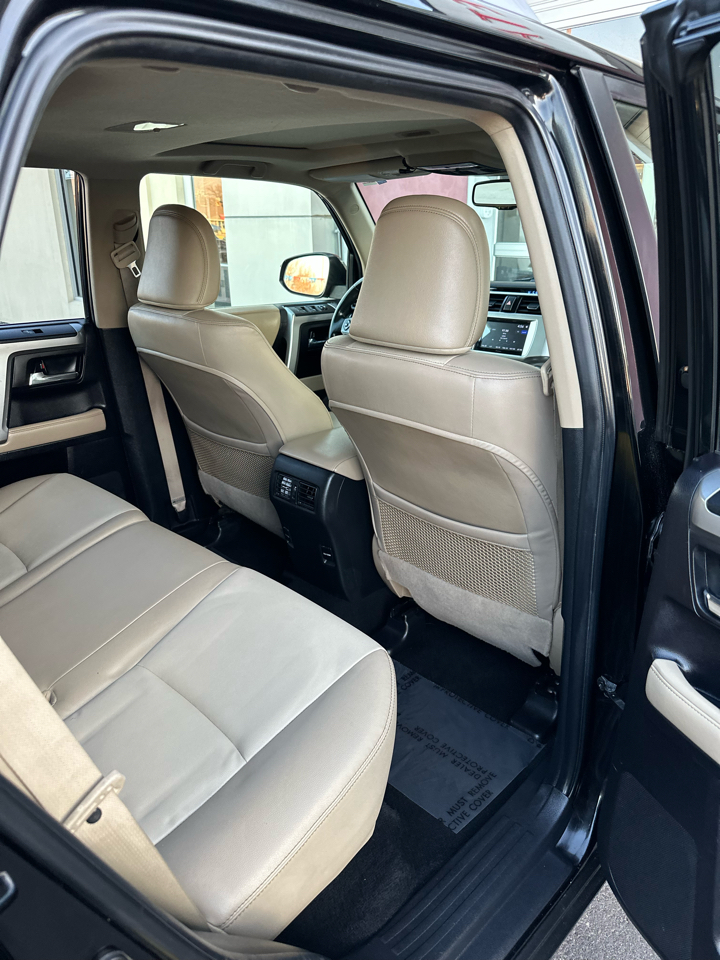 Toyota 4Runner SR5 4WD 2014