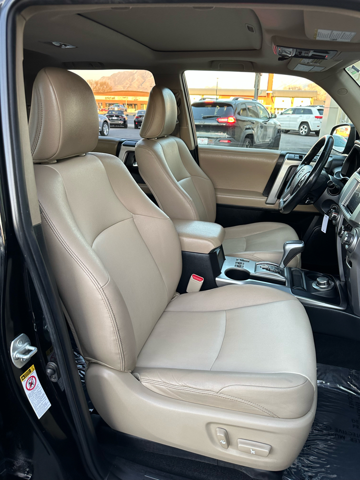 Toyota 4Runner SR5 4WD 2014