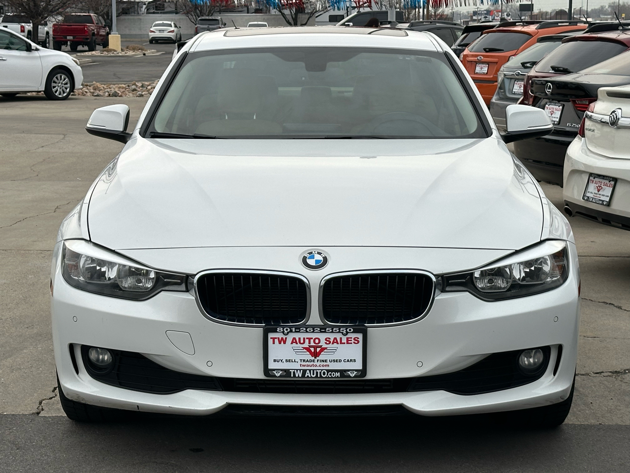 BMW 3-Series 320i Sedan 2014