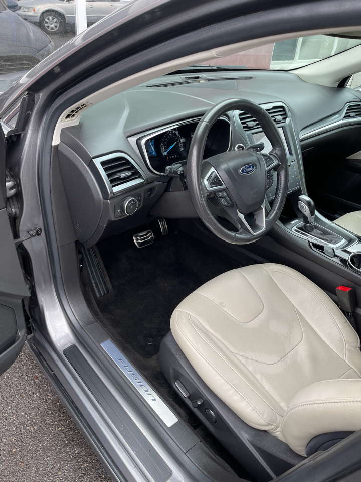 Ford Fusion Hybrid Titanium 2014