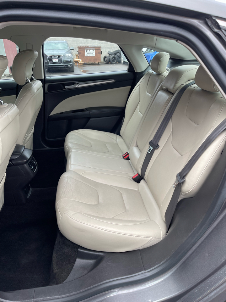 Ford Fusion Hybrid Titanium 2014