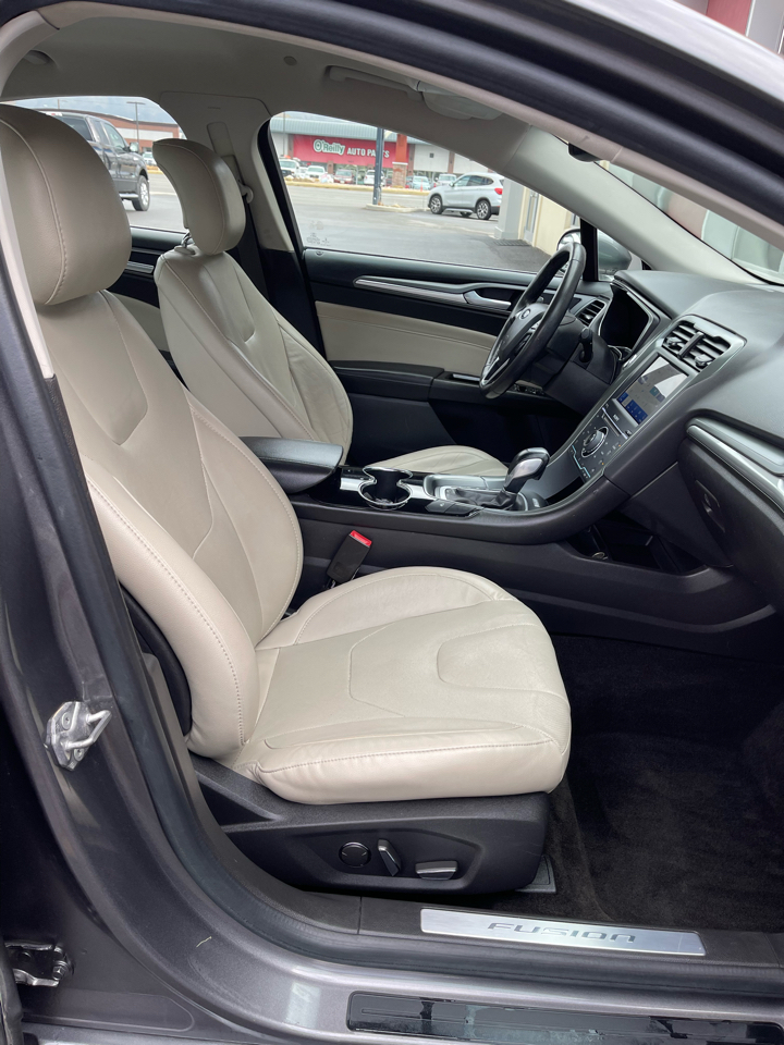 Ford Fusion Hybrid Titanium 2014