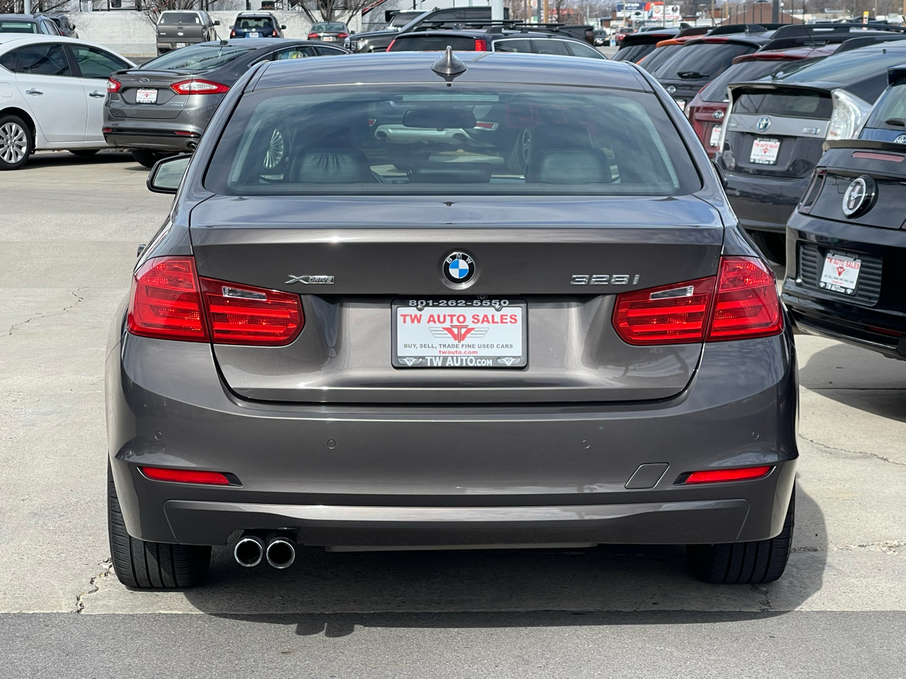 BMW 3-Series 328i xDrive Sedan 2013