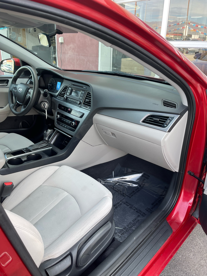 Hyundai Sonata SE 2017