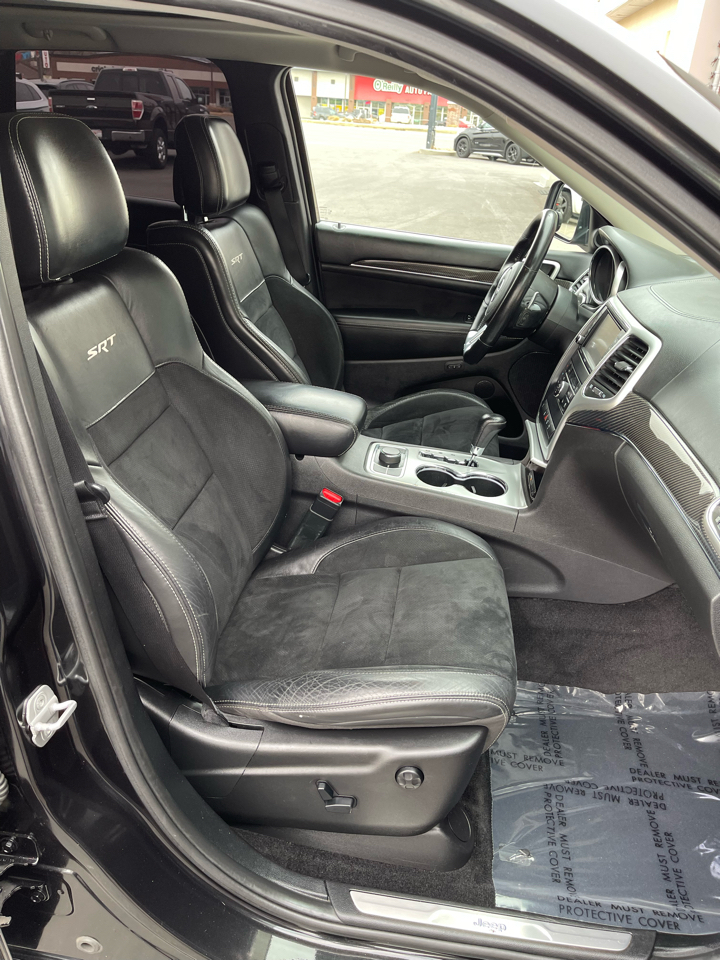 Jeep Grand Cherokee SRT8 4WD 2013