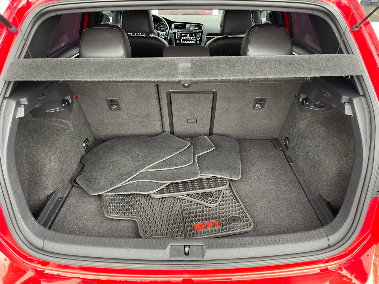 Volkswagen GTI S 6A 4-Door 2015