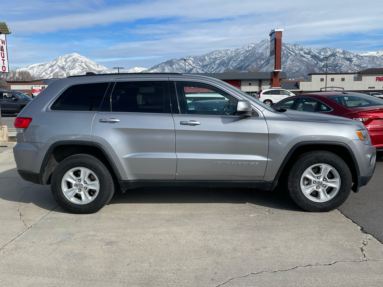 Jeep Grand Cherokee Laredo 4WD 2015