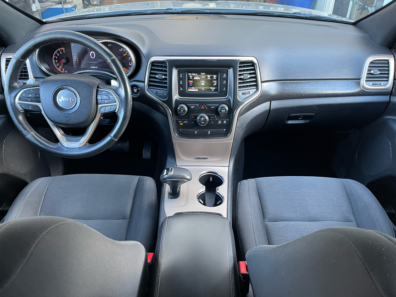 Jeep Grand Cherokee Laredo 4WD 2015