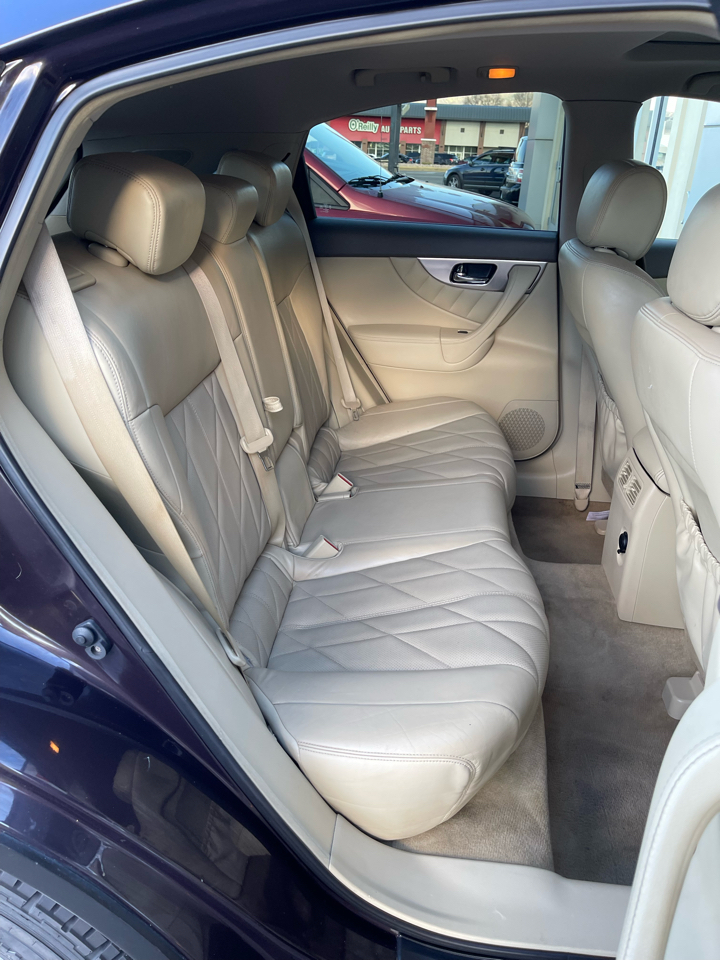 Infiniti FX FX35 AWD 2010