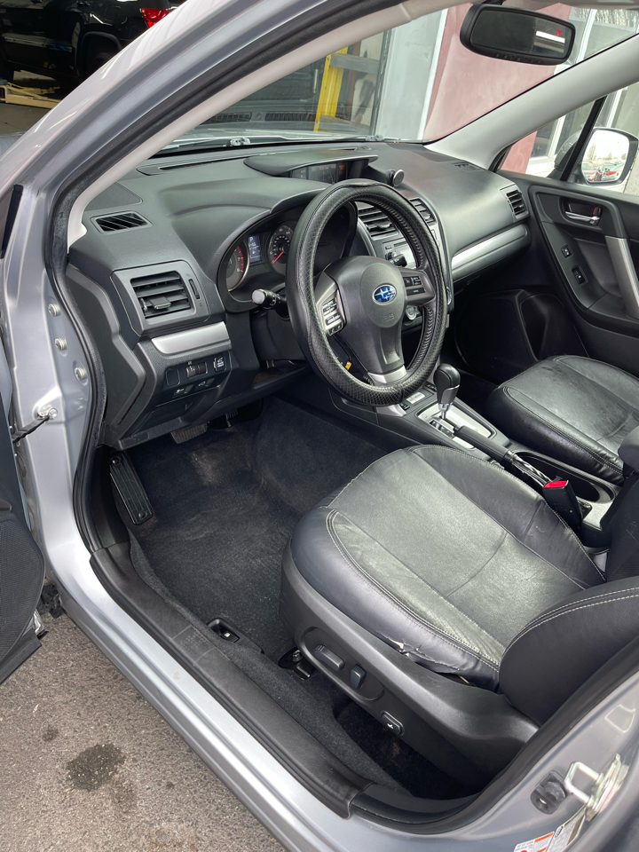 Subaru Forester 2.5i Limited 2015