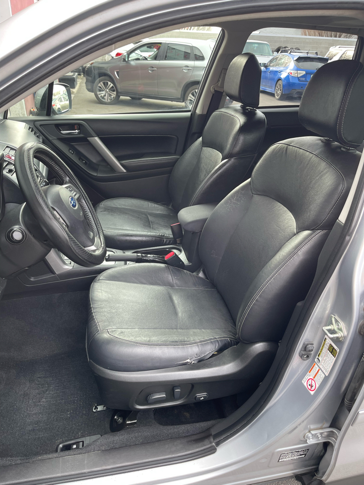 Subaru Forester 2.5i Limited 2015