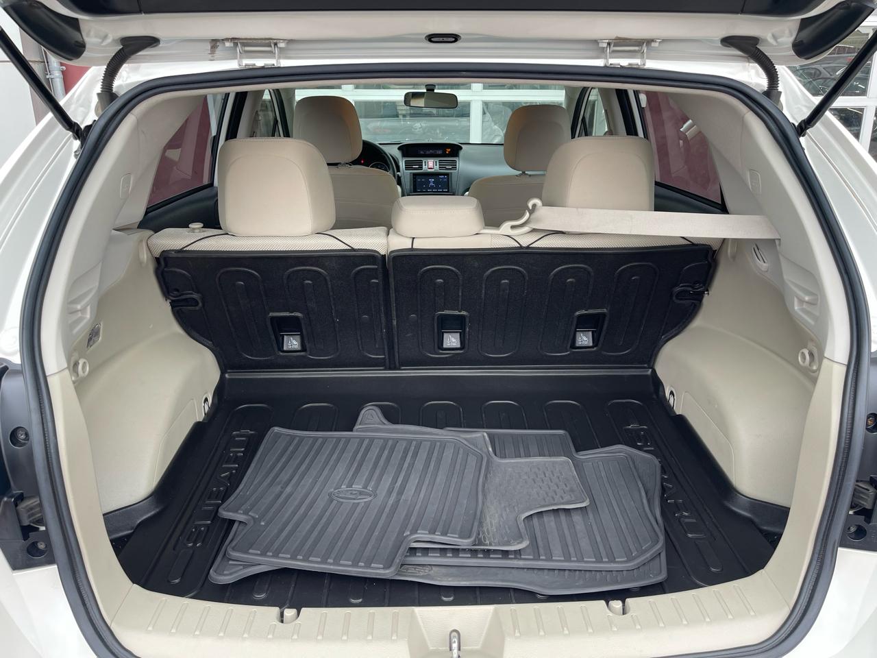 Subaru XV CrossTrek photo 14