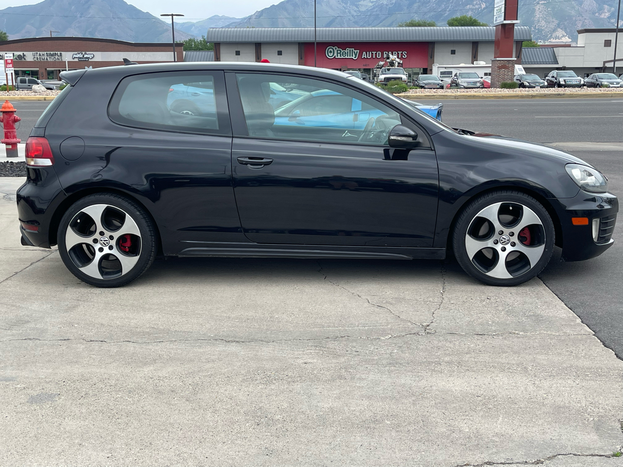 Volkswagen GTI 2-door 2012