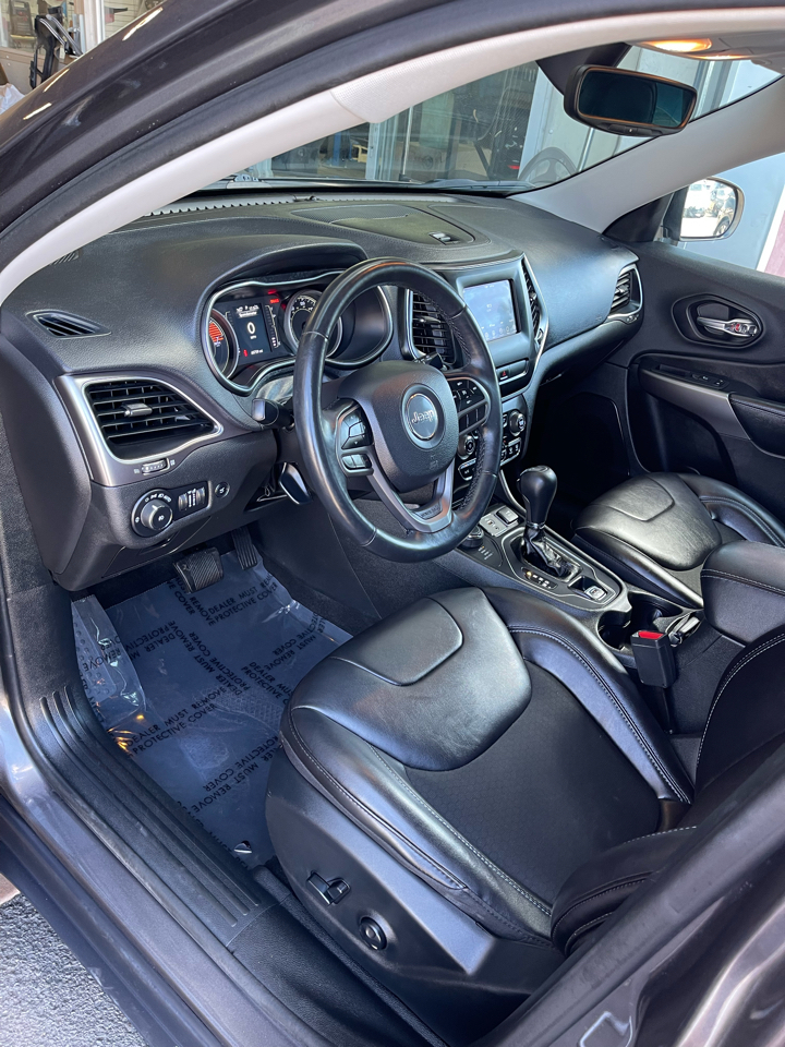 Jeep Cherokee Latitude Plus 4WD 2019