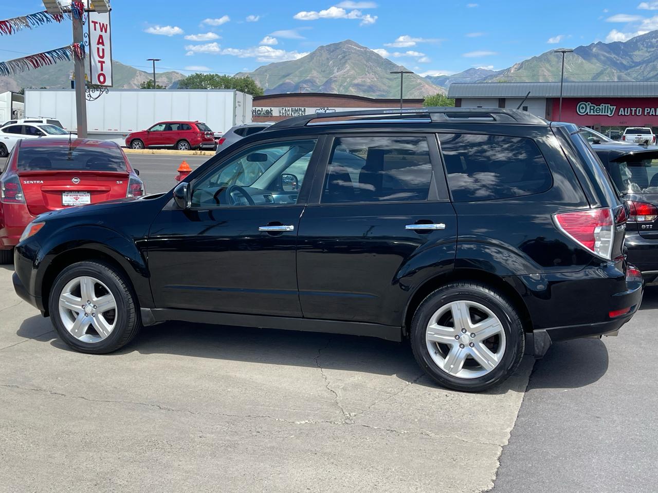 Subaru Forester photo 8