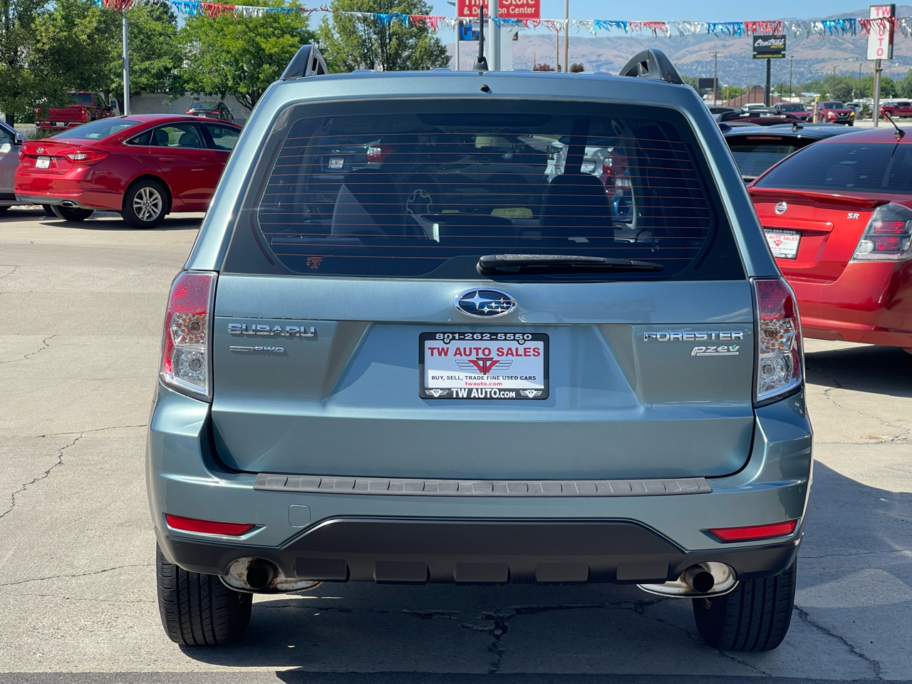 Subaru Forester 2.5XS 2010