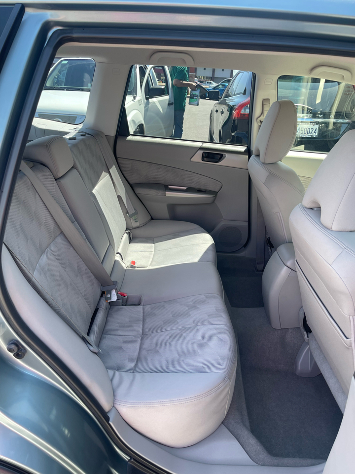 Subaru Forester 2.5XS 2010