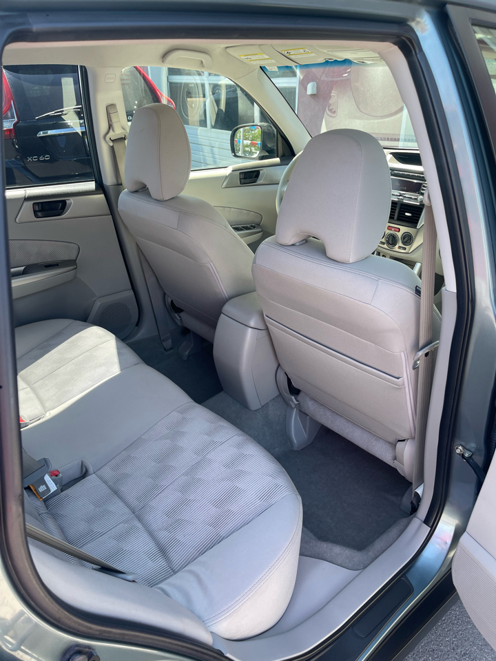 Subaru Forester 2.5XS 2010