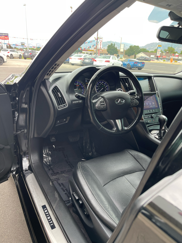 Infiniti Q50 Base AWD 2014