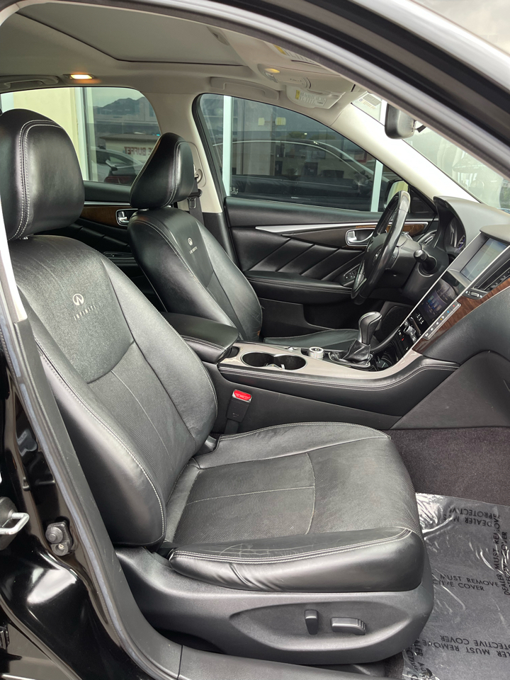 Infiniti Q50 Base AWD 2014