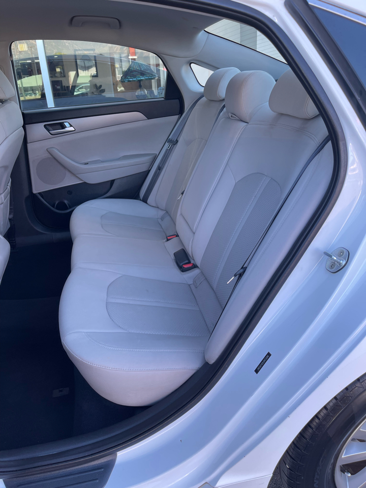 Hyundai Sonata SE 2016