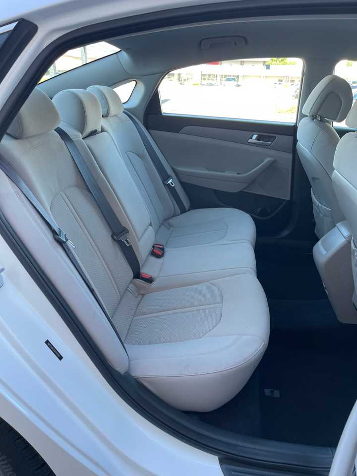 Hyundai Sonata SE 2016