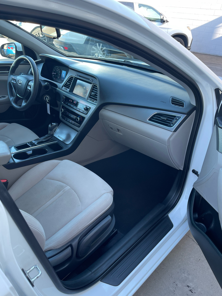 Hyundai Sonata SE 2016