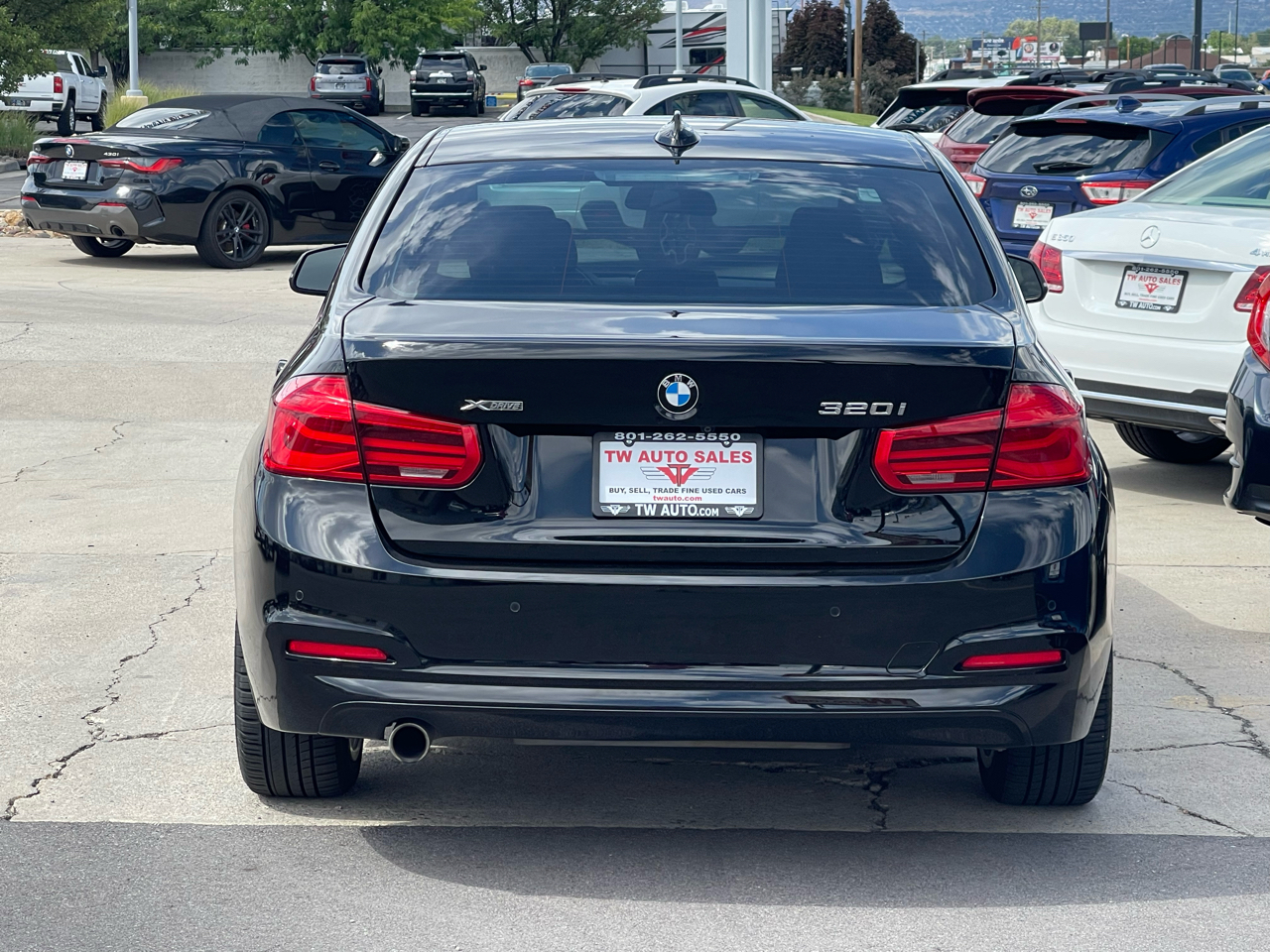 BMW 3-Series 320i xDrive Sedan 2016