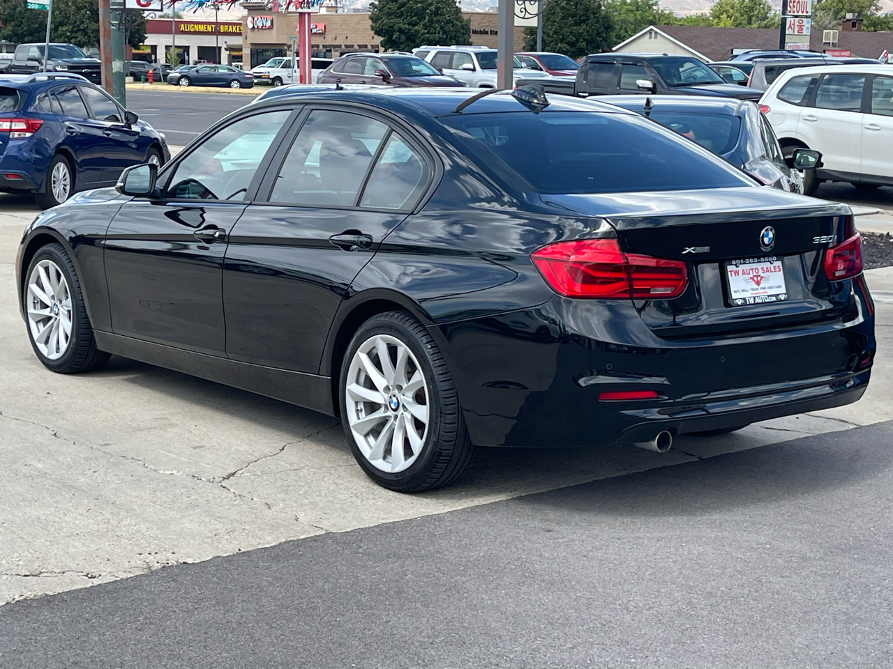 BMW 3-Series 320i xDrive Sedan 2016